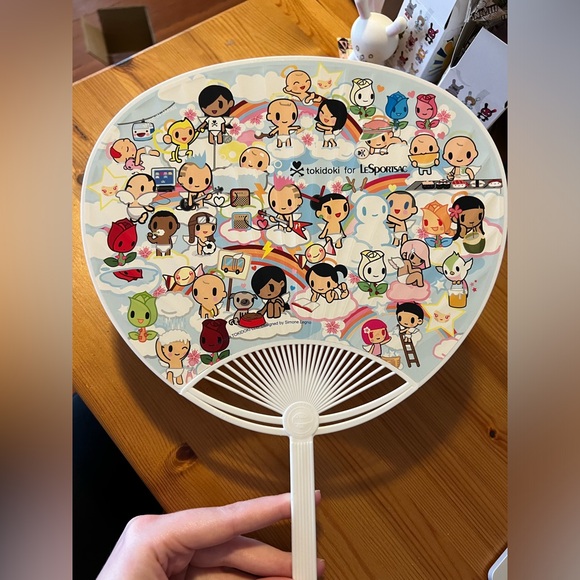 Rare tokidoki heaven hell hand fan Japanese uchiwa LeSportsac - Picture 2 of 5